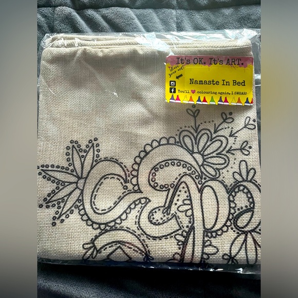 IT’S OKAY IT’S ART paintable Pillow sham (Namaste in Bed) NWT - Picture 1 of 2